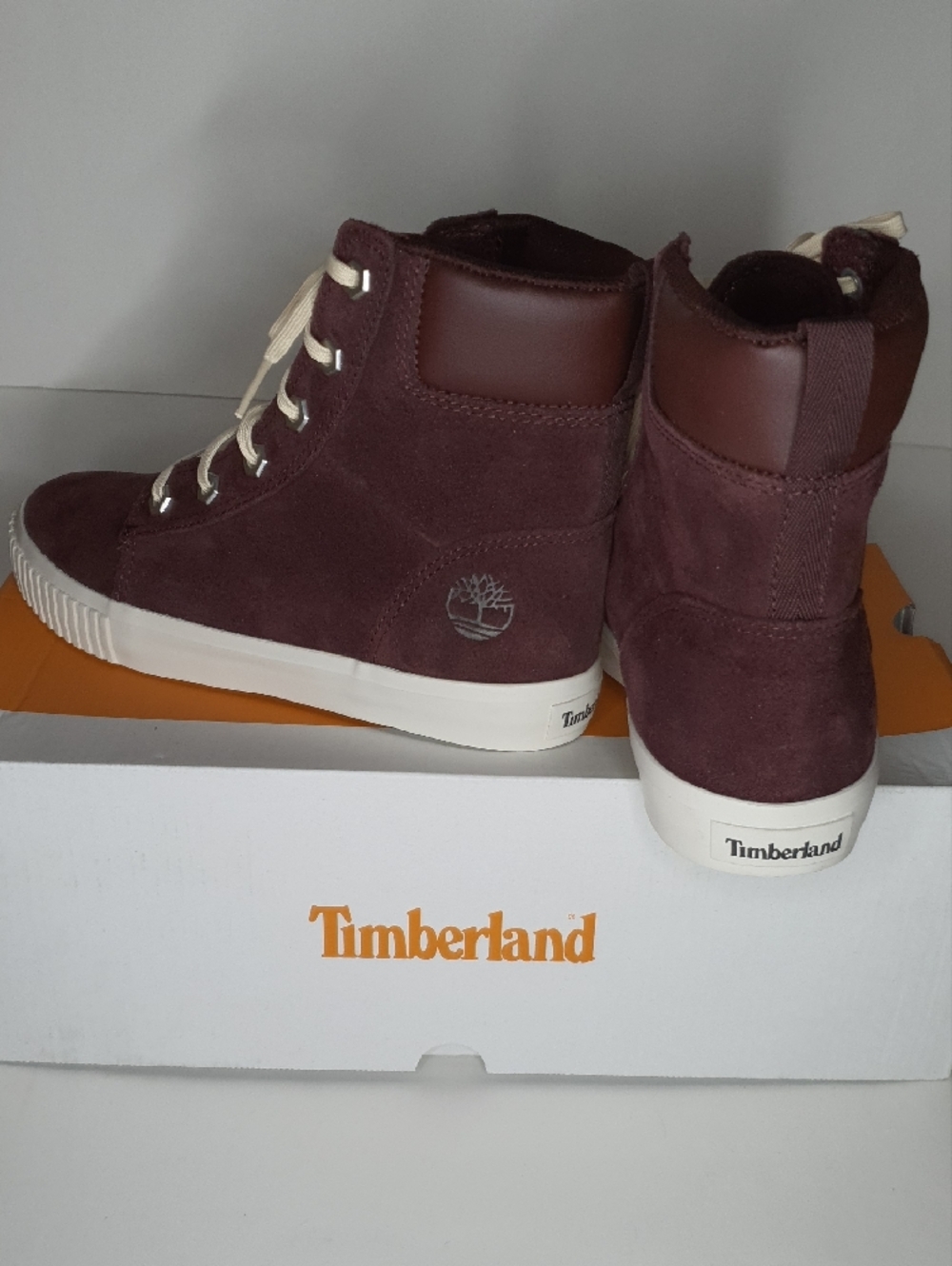 TIMBERLAND Skyla Bay Suede Boots Dark Burgundy NWT + FREE GIFT - Picture 3 of 7
